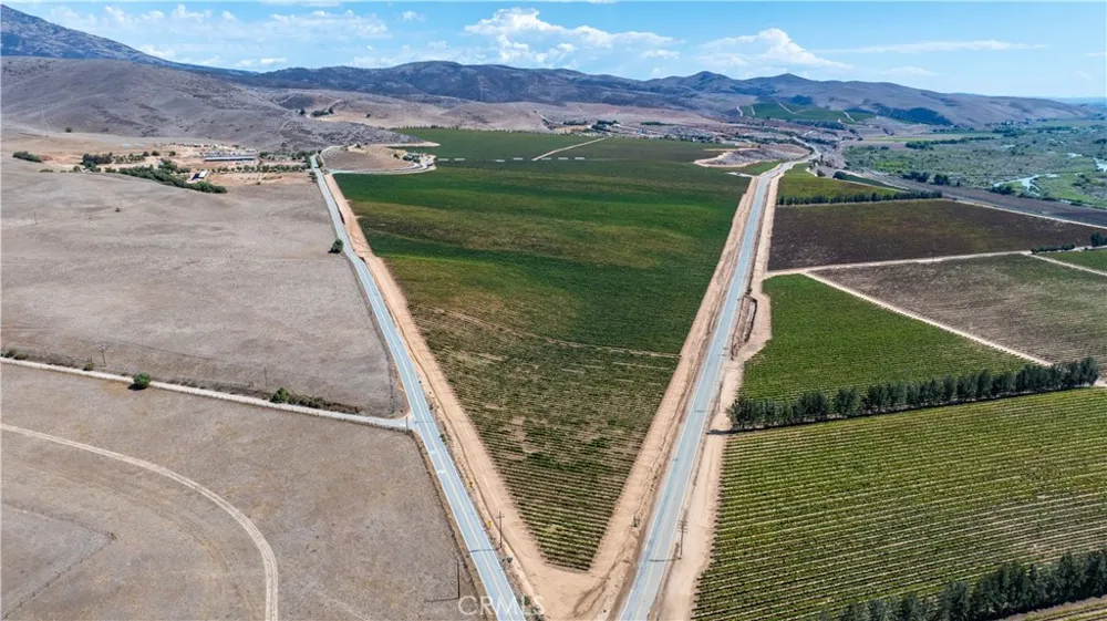 35095 Metz Road Soledad, CA 93960
