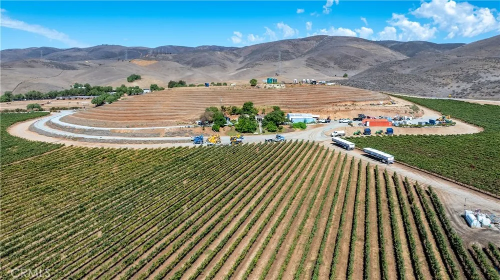 35095 Metz Road Soledad, CA 93960