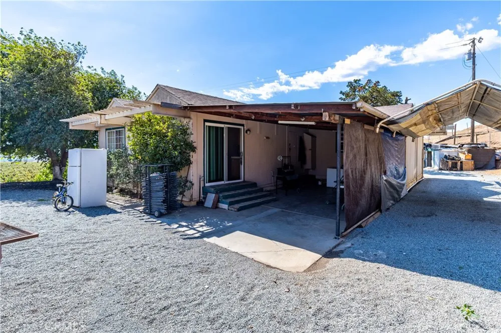 35095 Metz Road Soledad, CA 93960