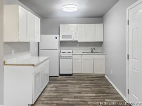 18 Nakomis Court Canadian, OK 74425