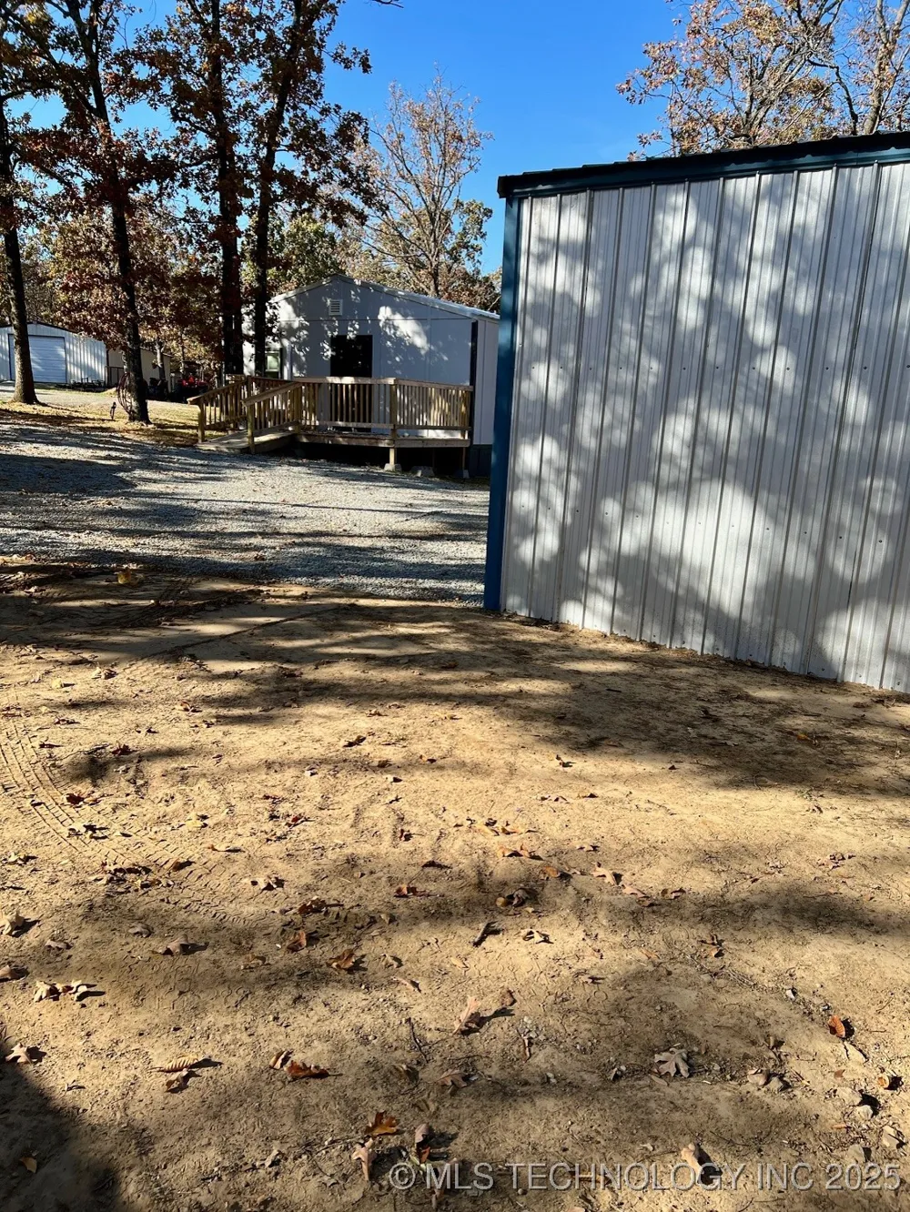 18 Nakomis Court Canadian, OK 74425