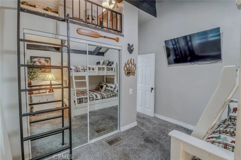 26669 State Highway 189 Twin Peaks, CA 92391