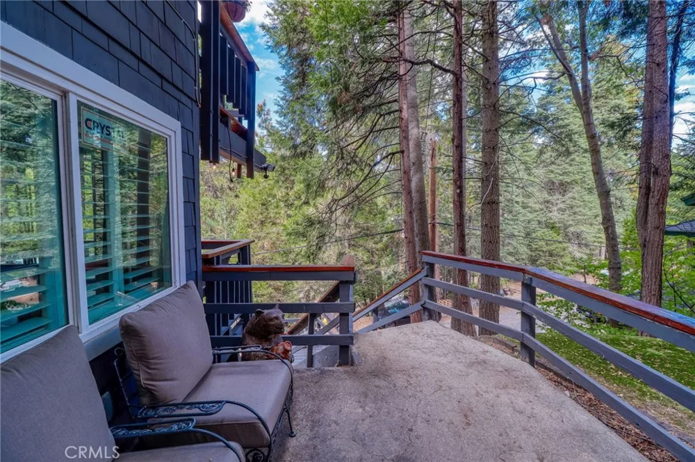 26669 State Highway 189 Twin Peaks, CA 92391