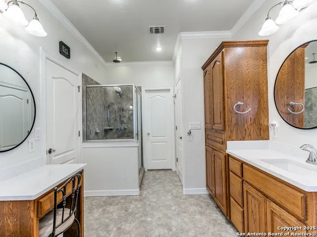 6840 S Loop 1604 Von Ormy, TX 78073