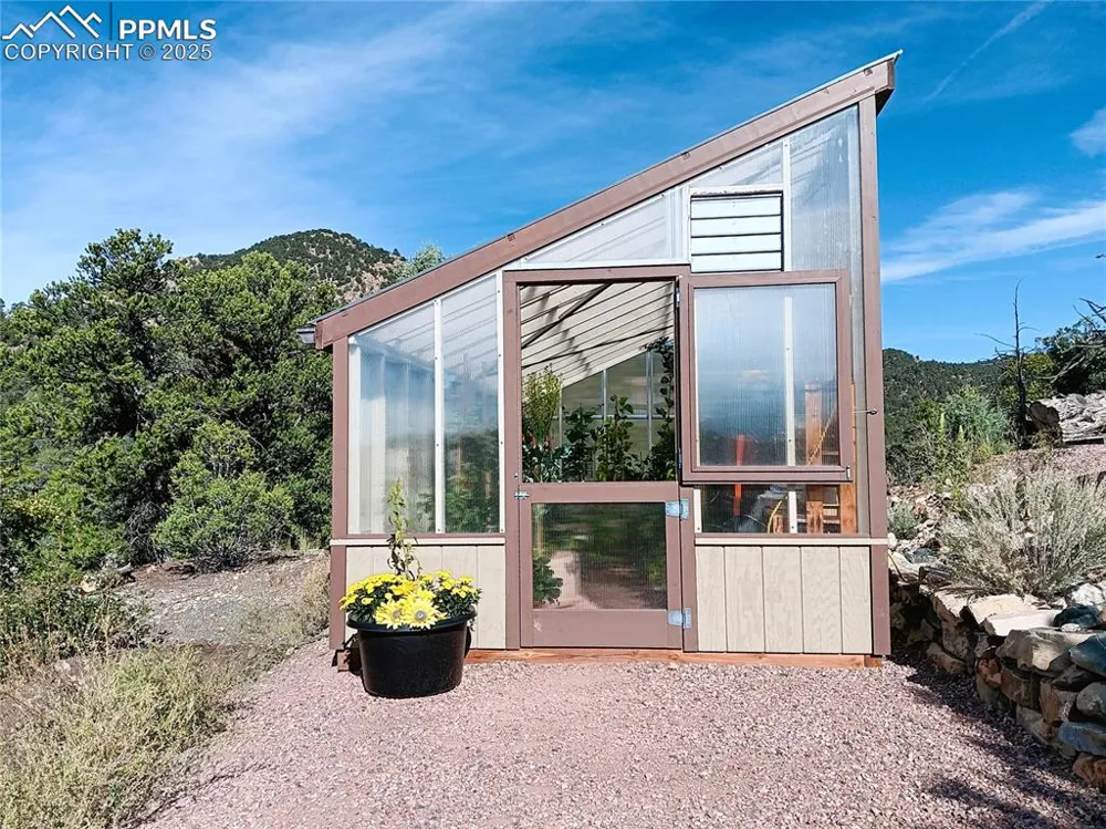 159 Mineshaft Place Cotopaxi, CO 81223