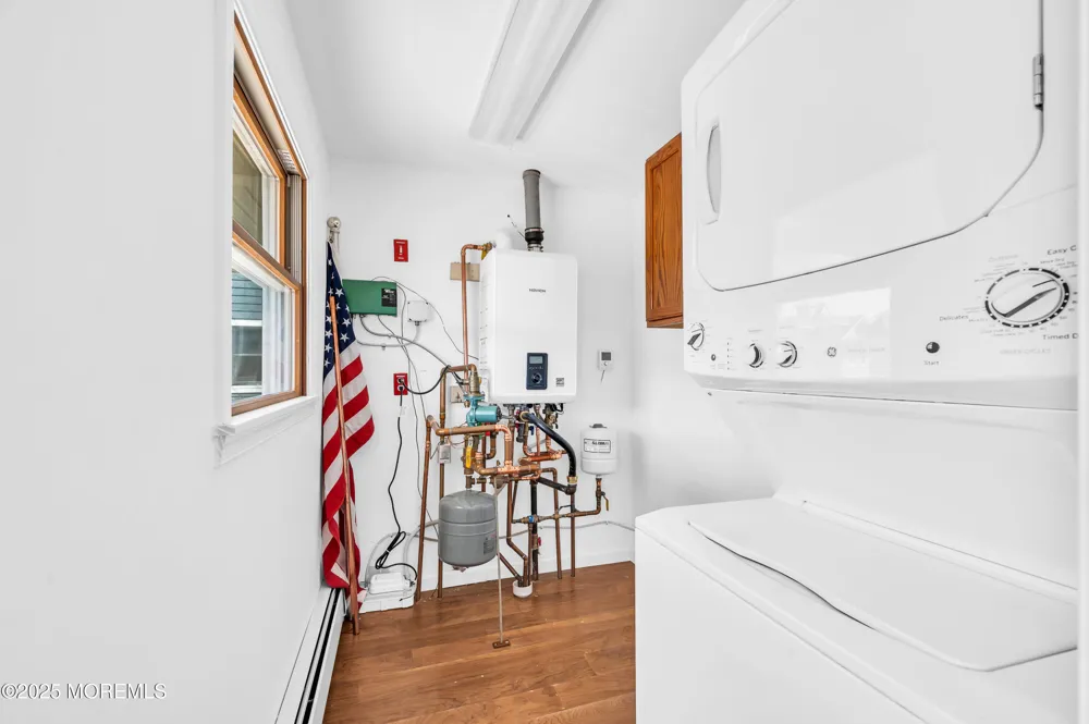 254 Ocean Bay Boulevard Lavallette, NJ 08735
