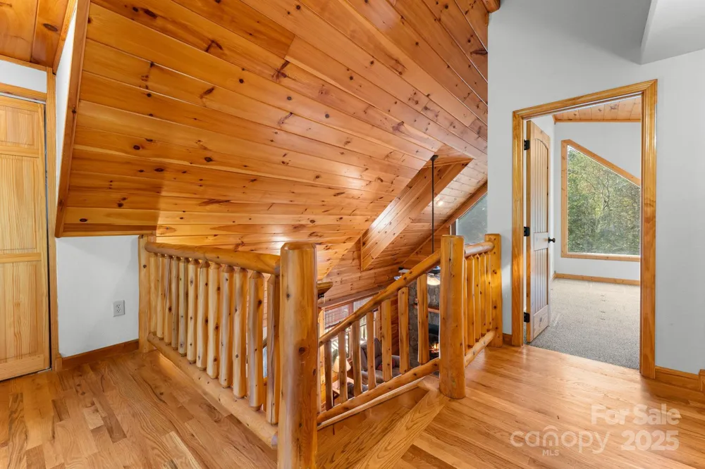 80 Slow Lane Whittier, NC 28789