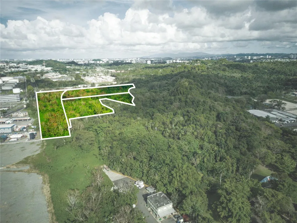 CARRETERA 2, KM 3.1 Bayamón, PR 00961
