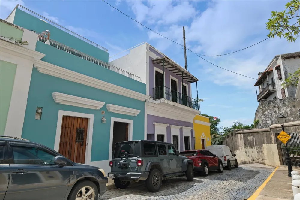 10 CALLE SOL Old San Juan, PR 00901