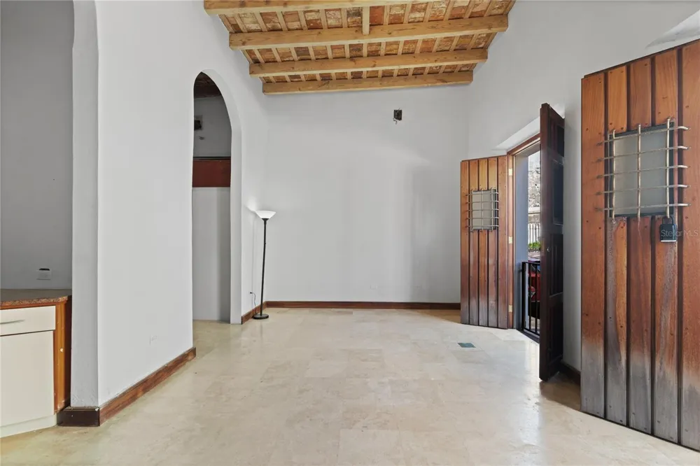 10 CALLE SOL Old San Juan, PR 00901