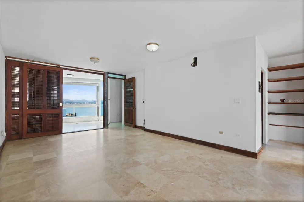 10 CALLE SOL Old San Juan, PR 00901