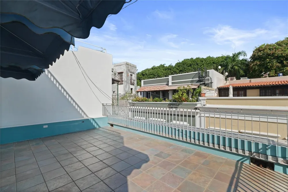 10 CALLE SOL Old San Juan, PR 00901