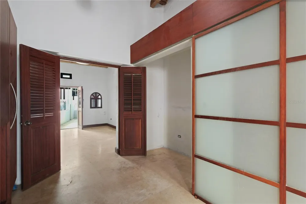 10 CALLE SOL Old San Juan, PR 00901