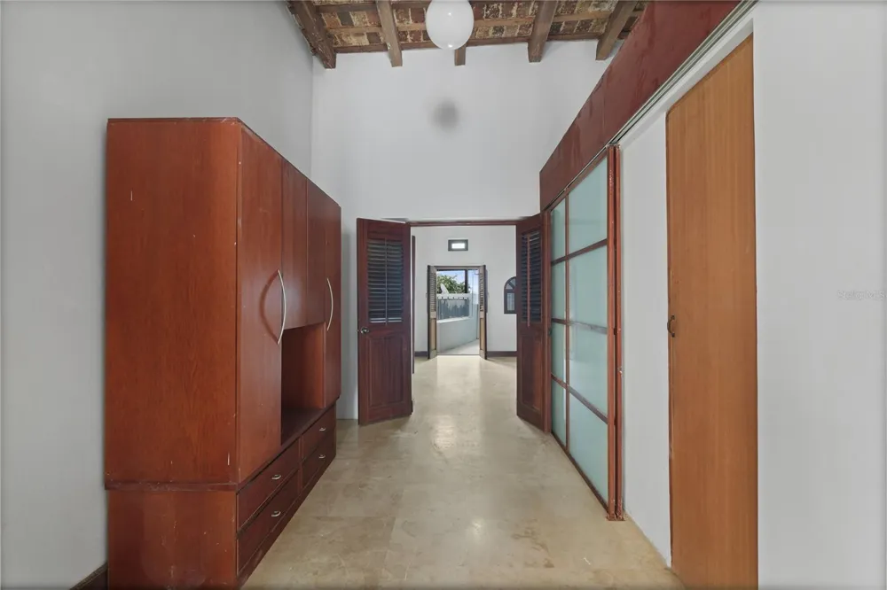 10 CALLE SOL Old San Juan, PR 00901