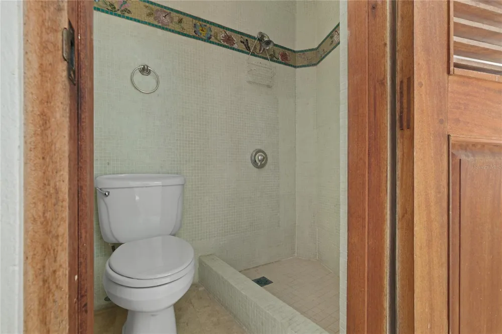 10 CALLE SOL Old San Juan, PR 00901