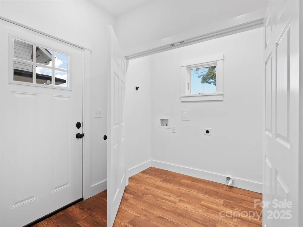 15 Riemar Lane Waynesville, NC 28786