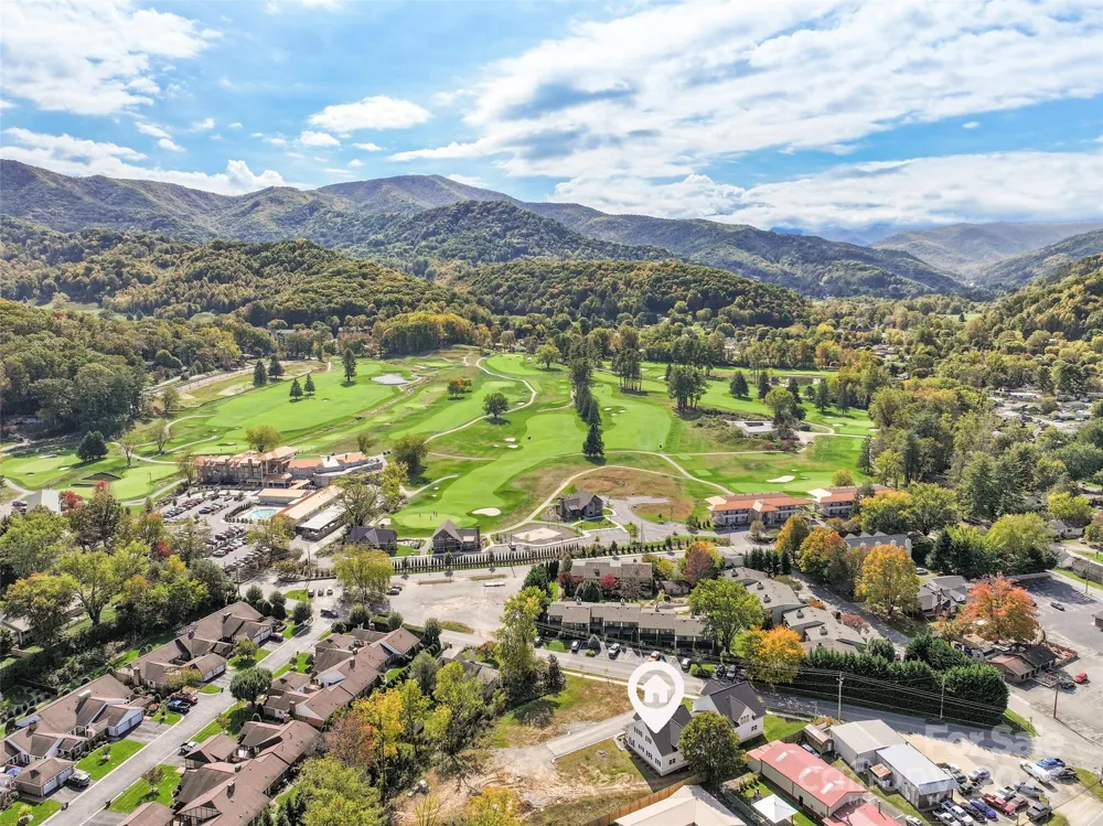 15 Riemar Lane Waynesville, NC 28786