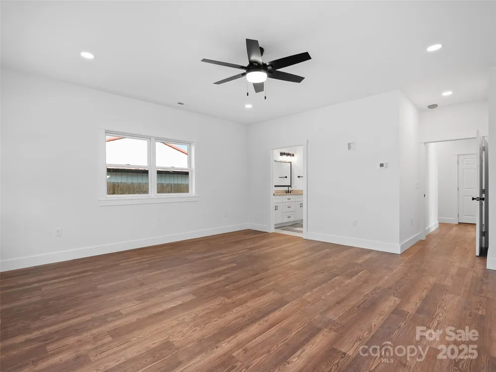 11 Riemar Lane Waynesville, NC 28786
