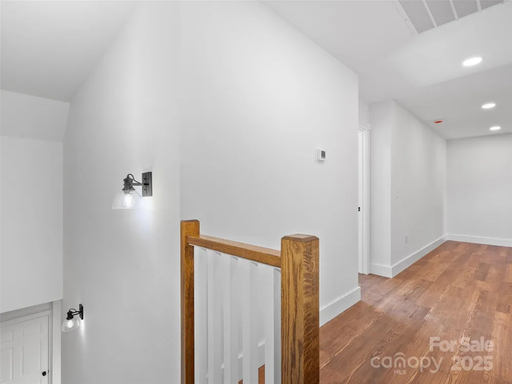 11 Riemar Lane Waynesville, NC 28786