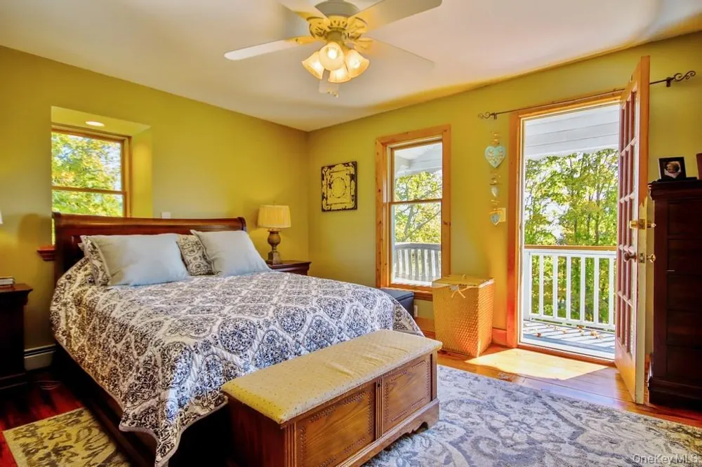 575 Roosa Gap Road Bloomingburg, NY 12721