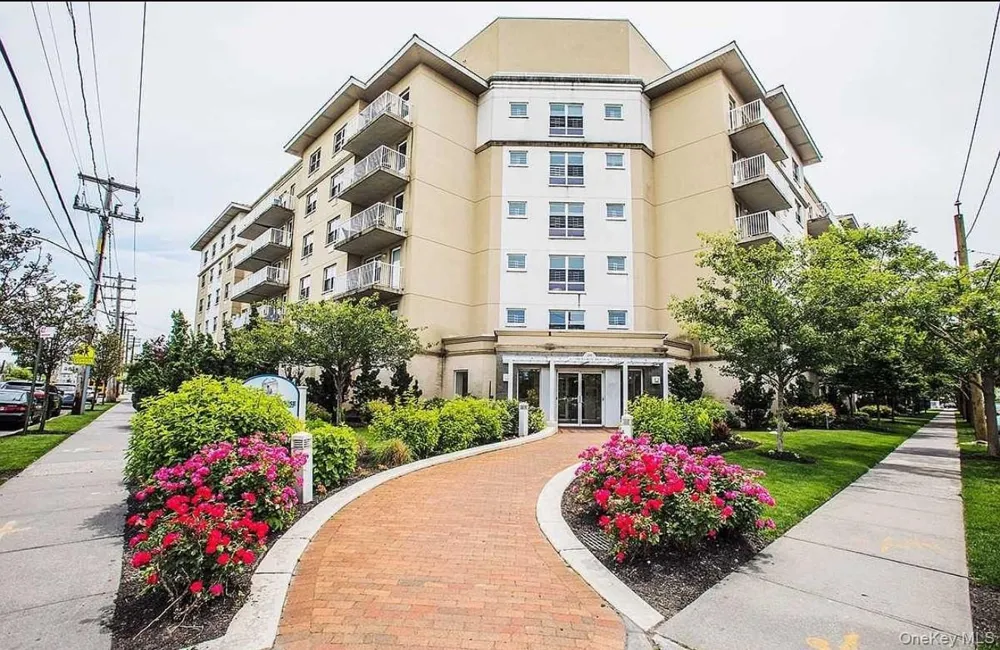 260 Beach 81st Street #6V Rockaway Beach, NY 11693