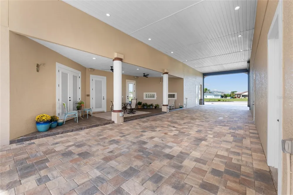 398 NOLANE LANE Polk City, FL 33868