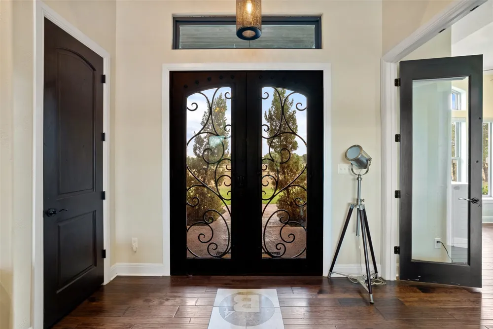 2700 County Road 282 Road Leander, TX 78641