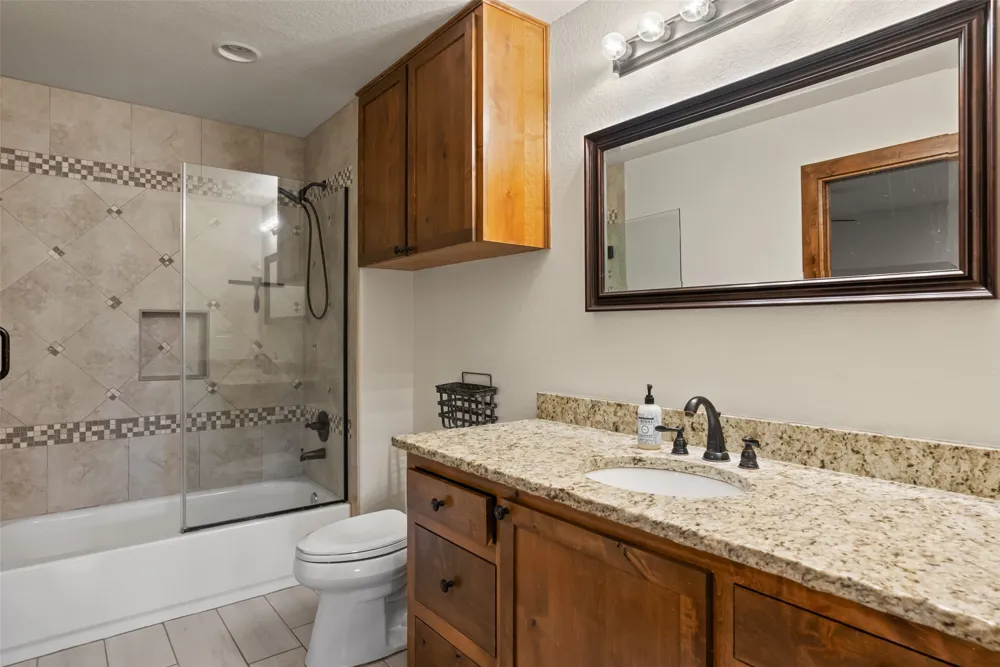 2700 County Road 282 Road Leander, TX 78641