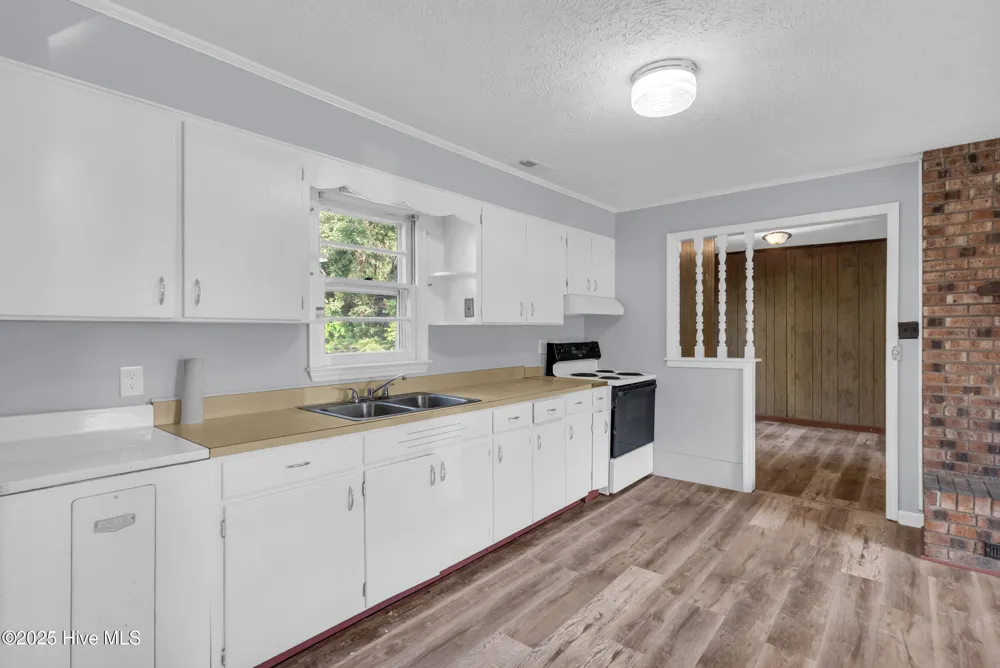 414 S Wilson Street Chadbourn, NC 28431