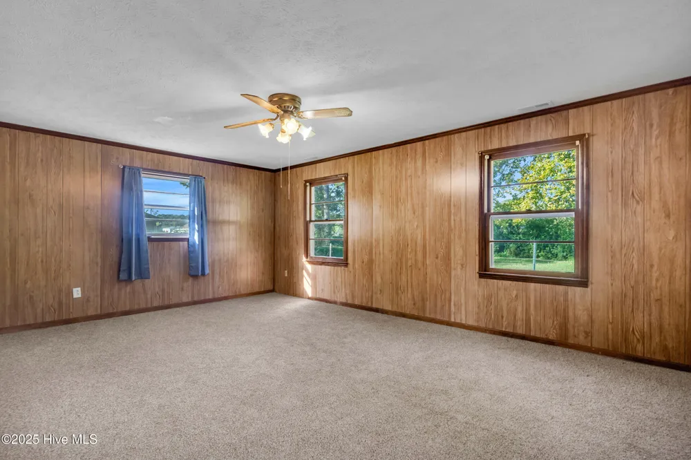 414 S Wilson Street Chadbourn, NC 28431