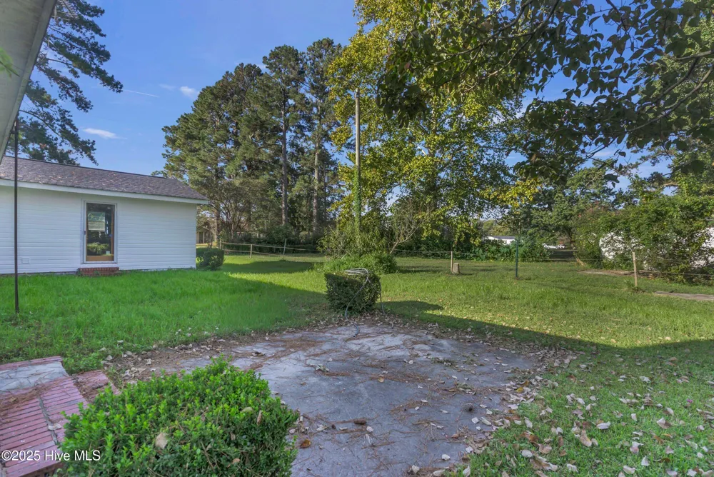 414 S Wilson Street Chadbourn, NC 28431