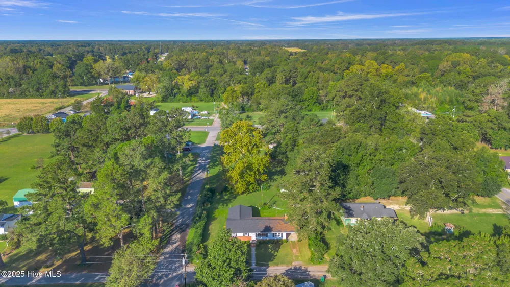 414 S Wilson Street Chadbourn, NC 28431