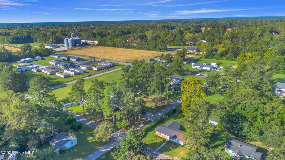414 S Wilson Street Chadbourn, NC 28431