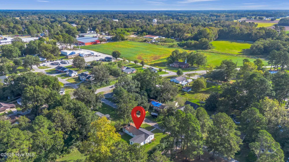 414 S Wilson Street Chadbourn, NC 28431