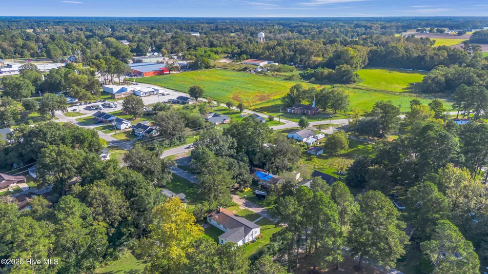 414 S Wilson Street Chadbourn, NC 28431