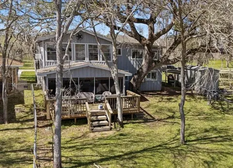 909 Private Road 652