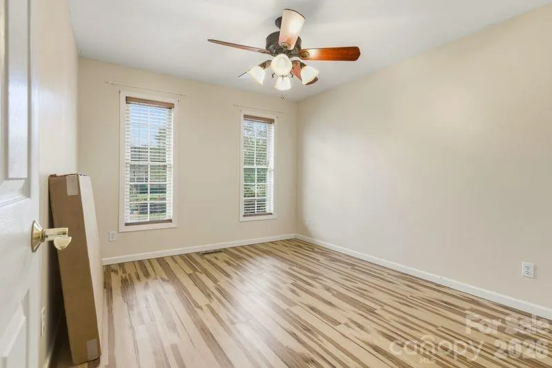 372 Kingfisher Lane Mills River, NC 28759