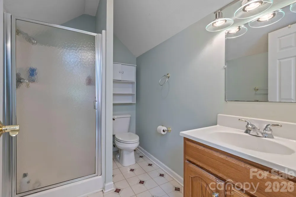 372 Kingfisher Lane Mills River, NC 28759
