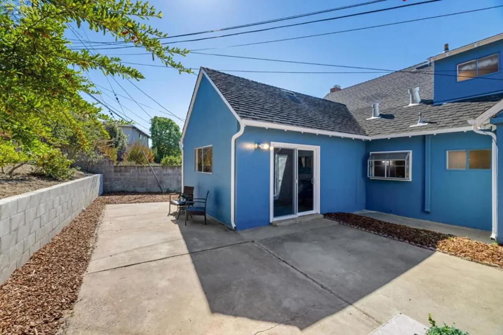 2425 Crestmoor Drive San Bruno, CA 94066