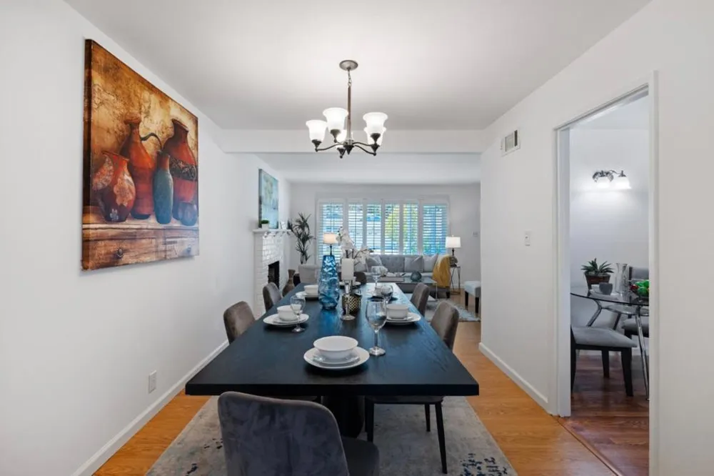 2425 Crestmoor Drive San Bruno, CA 94066