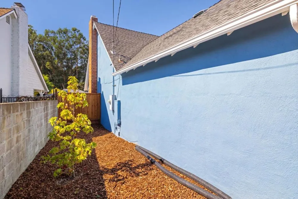 2425 Crestmoor Drive San Bruno, CA 94066