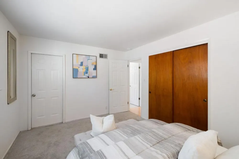 2425 Crestmoor Drive San Bruno, CA 94066