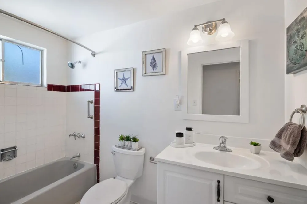 2425 Crestmoor Drive San Bruno, CA 94066