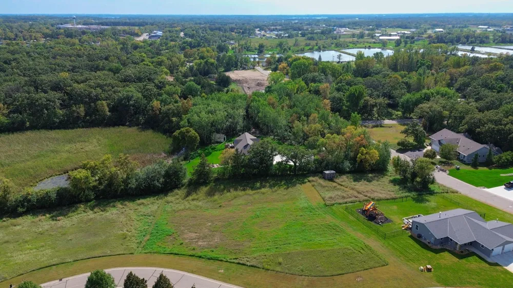 104 Meadow Lane New London, MN 56273