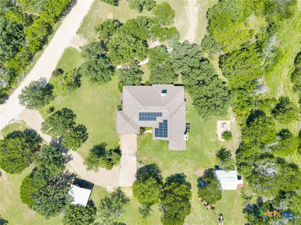 725 County Road 300 Hamilton, TX 76531