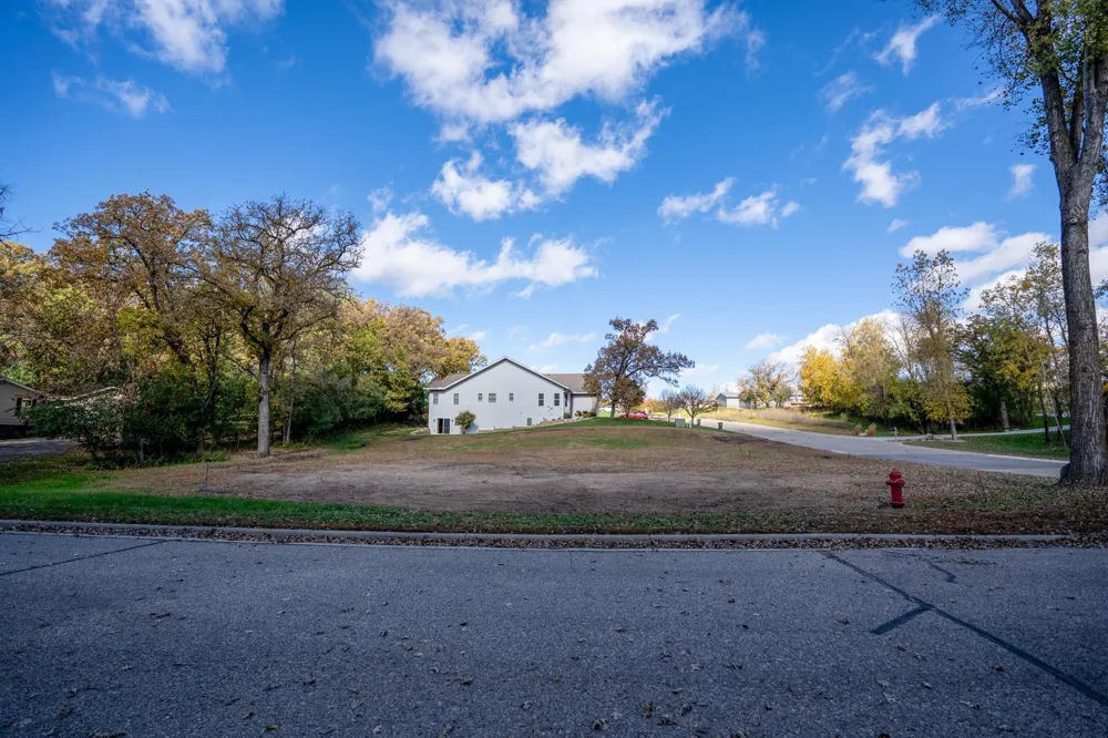 TBD Pine Street New London, MN 56273