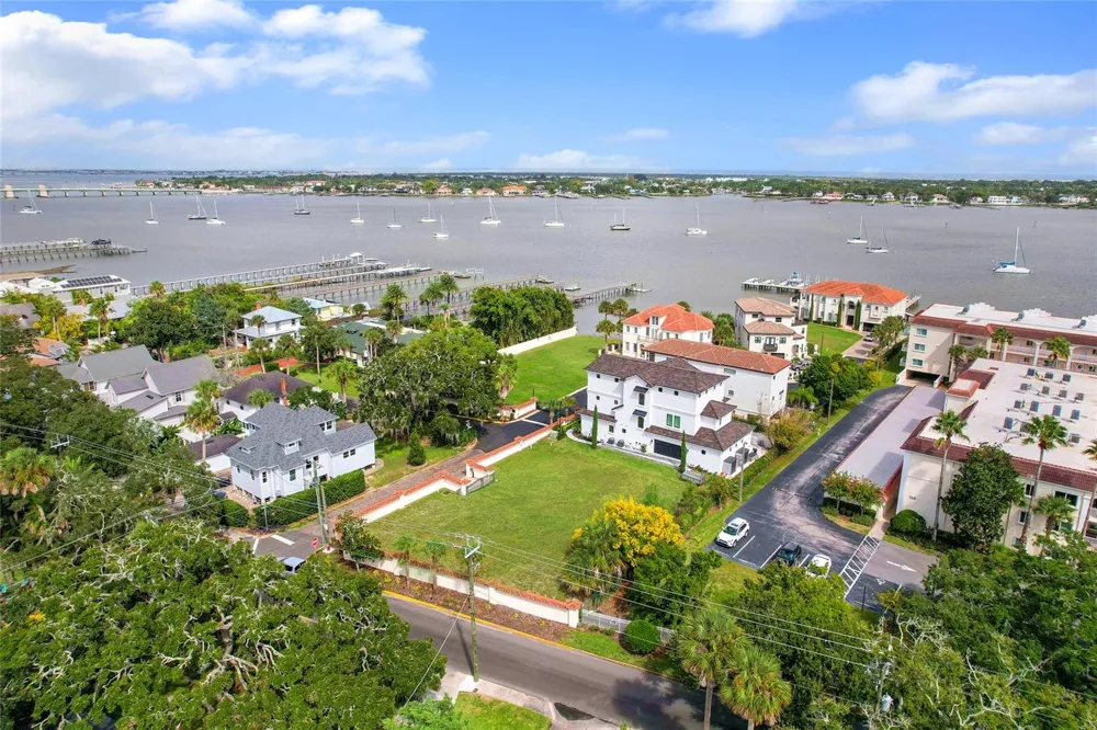 1 SOUTH STREET #A & B St Augustine, FL 32084
