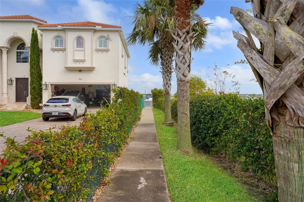 1 SOUTH STREET #A & B St Augustine, FL 32084