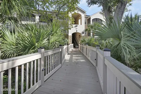940 Village Trail #2-106