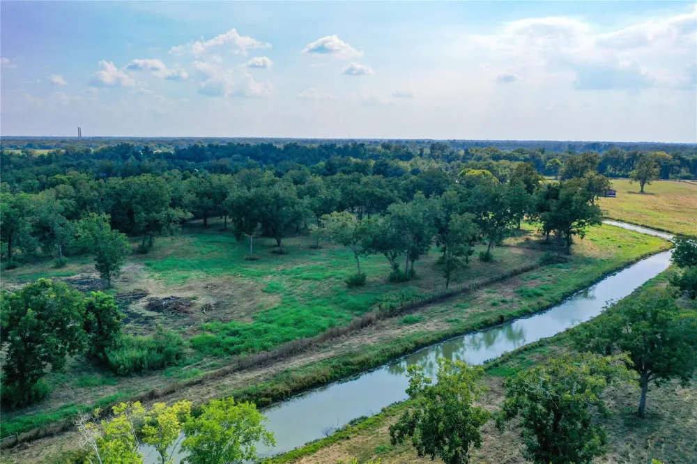 11861 County Road 160 Road Boling, TX 77420